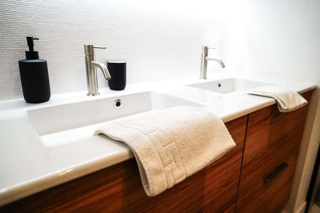 דירות Châteauroux Le Rive Hugo • Elegance & Art De Vivre מראה חיצוני תמונה